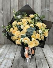 Букет цветов из:  Розы и Лизиантусы в Большой Исток