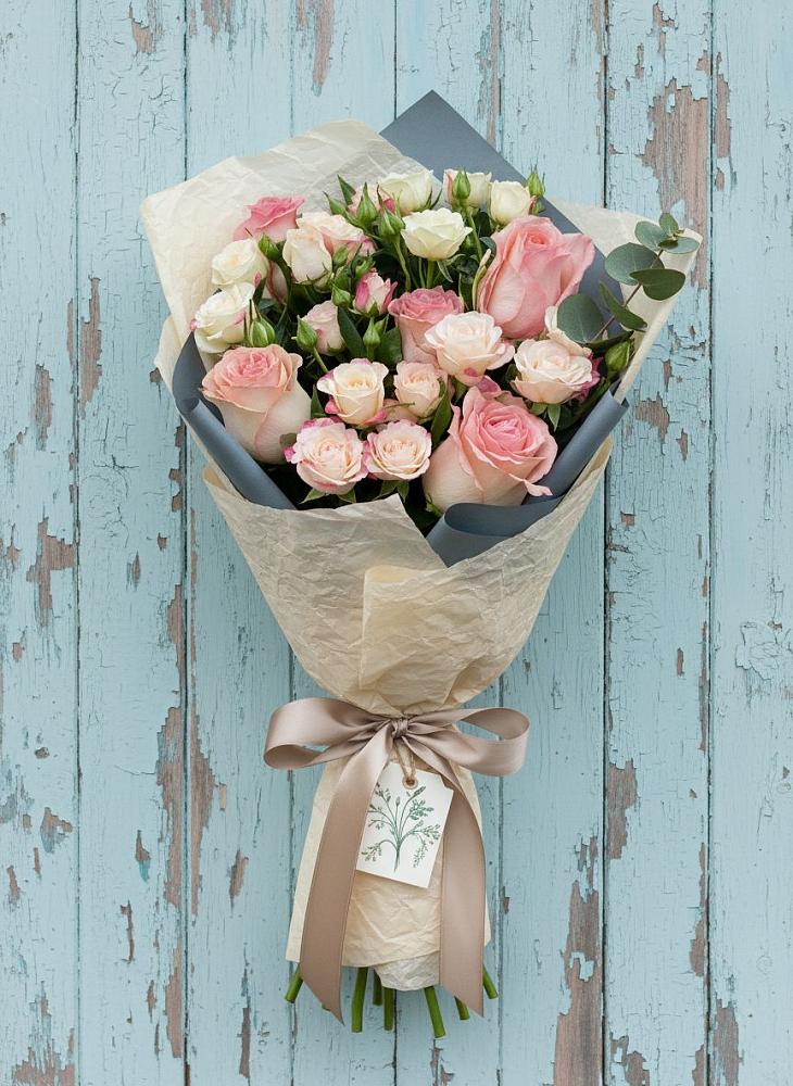 Букет цветов из: Розы в Большой Исток