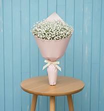 Букет цветов из:  Гипсофила в Большой Исток