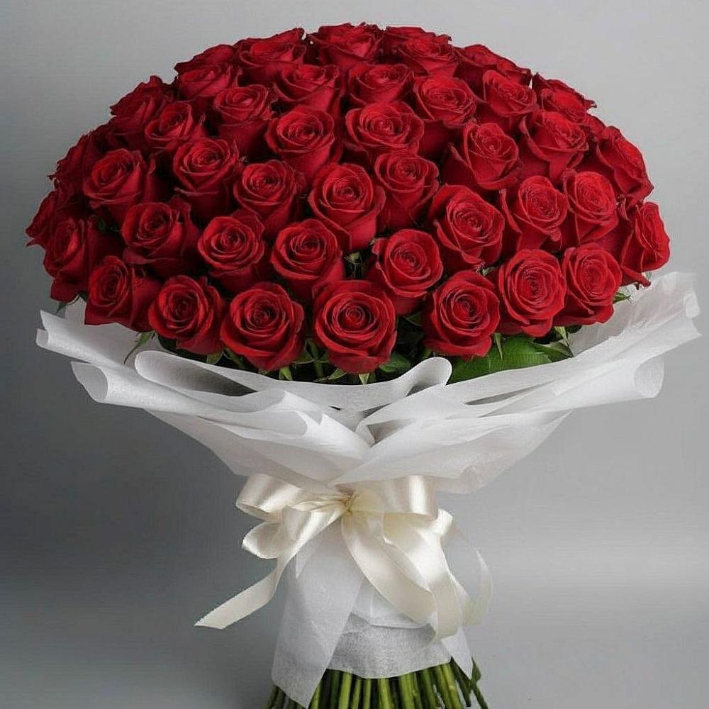Букет 101 Красная роза Блэк Мэджик в Большой Исток