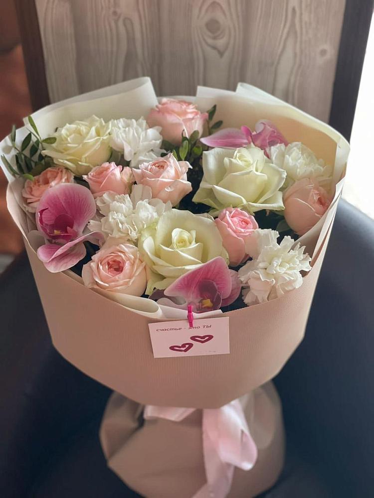 Букет цветов из: Орхидеи, Розы и Гвоздики в Большой Исток