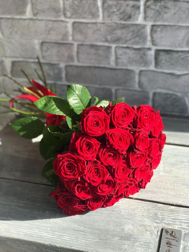 Букет Красные розы Фридом в Большой Исток