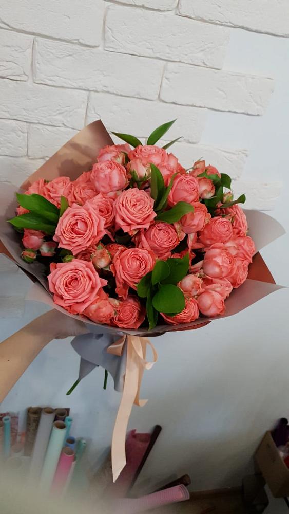 Букет цветов из: Розы в Большой Исток