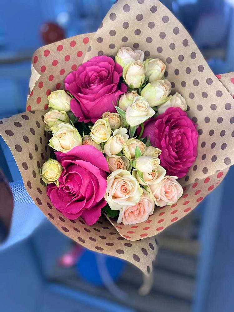 Букет цветов из: Розы в Большой Исток