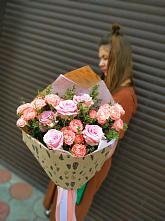Букет цветов из:  Розы #REPLACE_PRED# Большой Исток