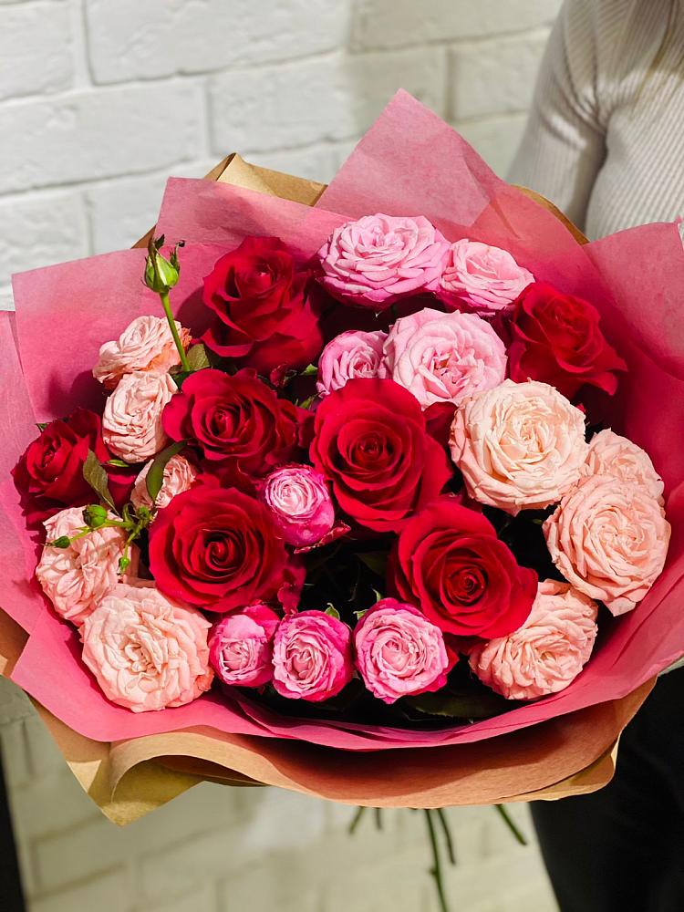 Букет цветов из: Розы в Большой Исток