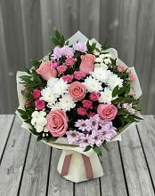Букет цветов из:  Альстромерии, Гвоздики, Розы и Хризантемы в Большой Исток