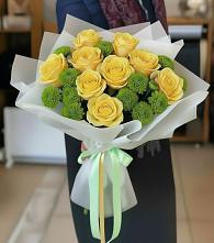 Букет цветов из:  Хризантемы и Розы в Большой Исток