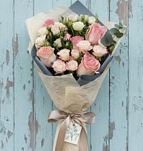 Букет цветов из:  Розы в Большой Исток