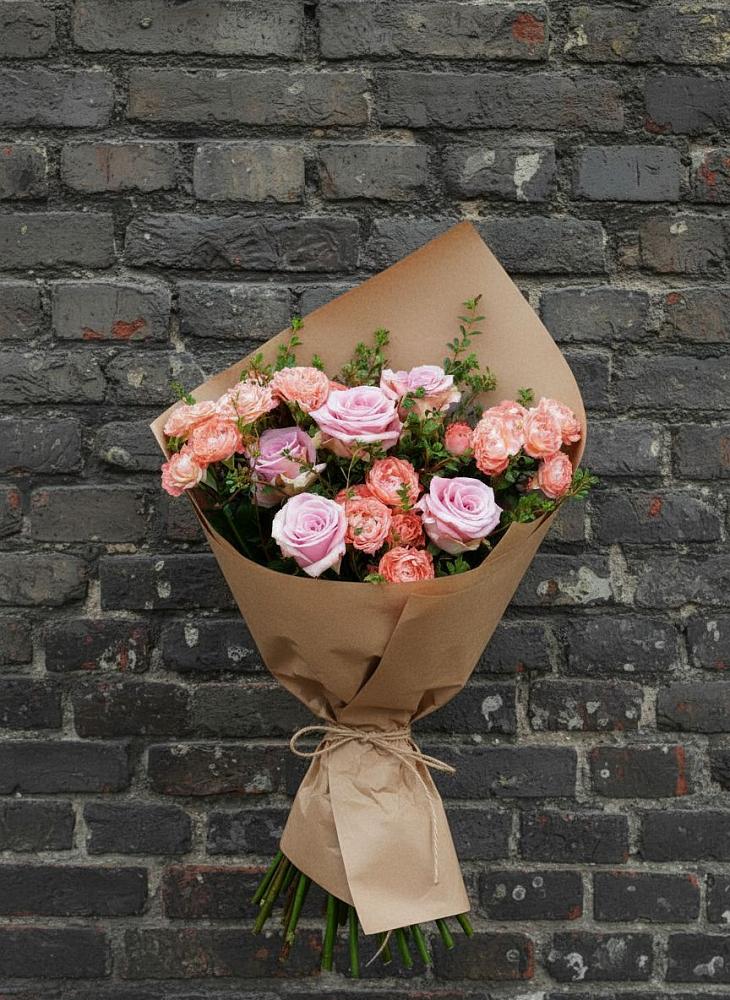 Букет цветов из: Розы в Большой Исток