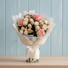 Букет цветов из:  Розы в Большой Исток