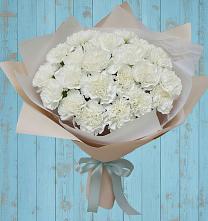 Букет цветов из:  Гвоздики в Большой Исток